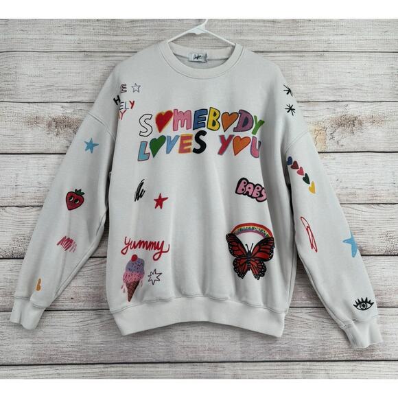 Mayfair Group Somebody Loves You AOP Crewneck Sweatshirt One Size Petite White - Picture 1 of 13